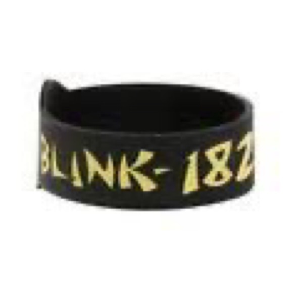 ISO!!! Blink-182 Wristband / Rubber Bracelet - Picture 4 of 6